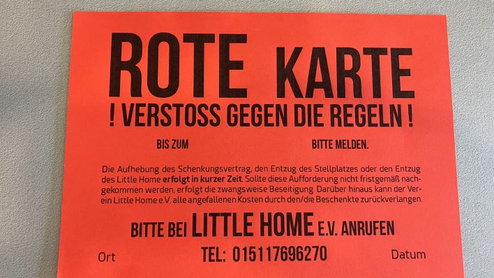 rote karte little homes